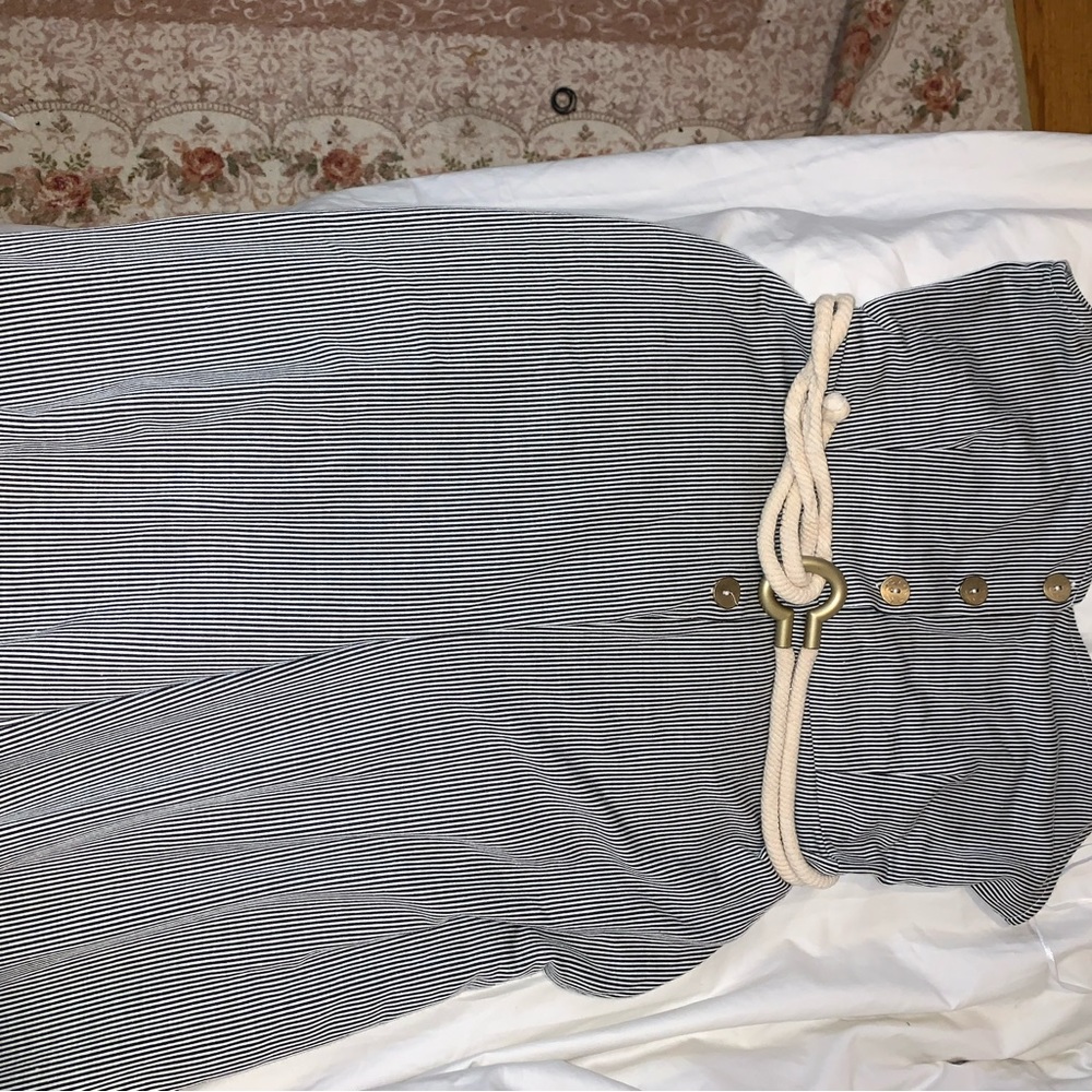 Jumpsuit - Picture 3 of 5